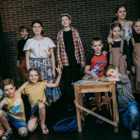 1-й городской театральный интенсив. Спектакль «Ничего плохого, кроме хорошего, не произошло» (реж. Анна Карапетян)